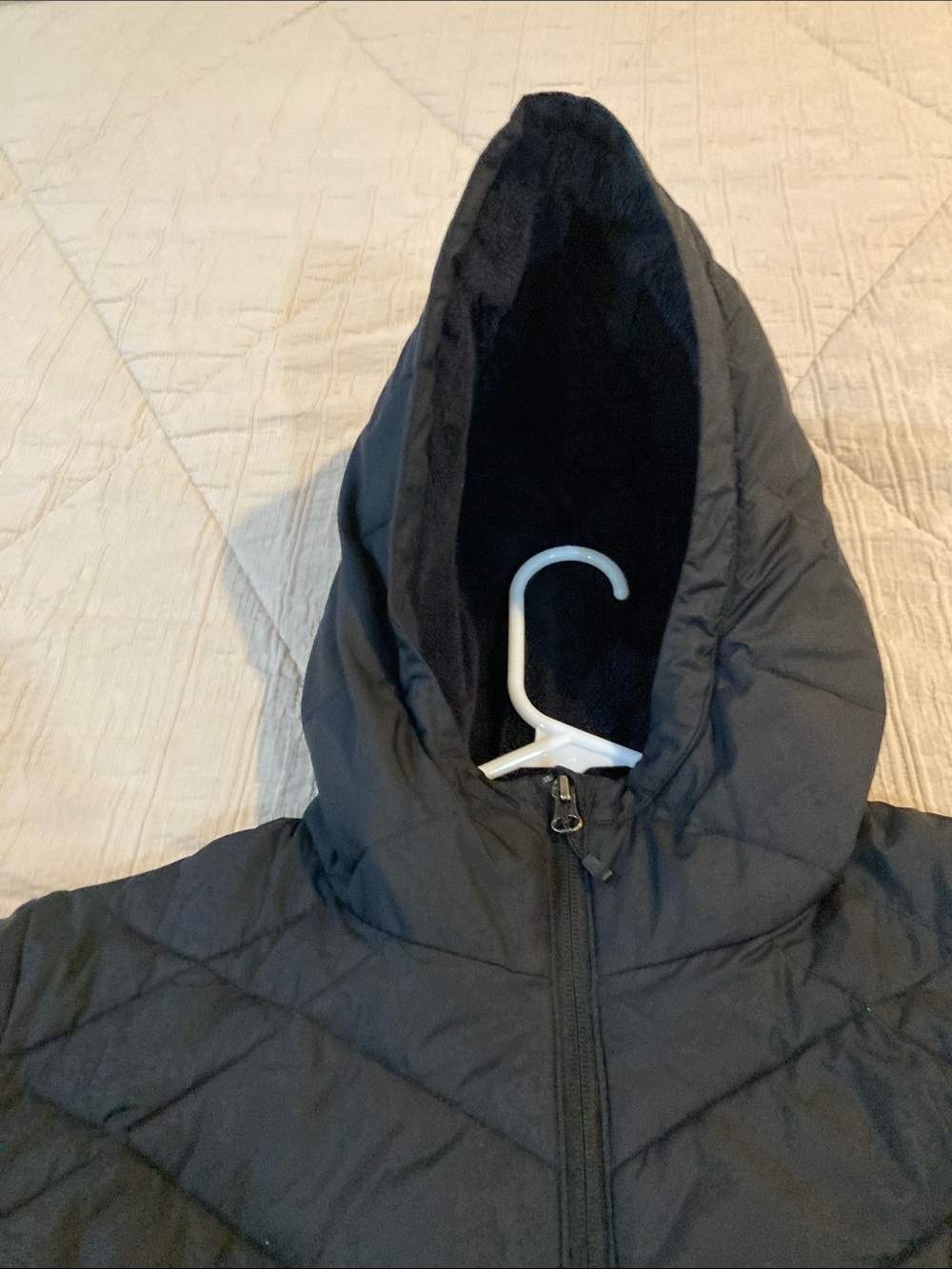 Columbia Women's Black Hooded Quilted Puffer Jacket - Picture 3 of 6